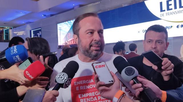Marco legal do hidrogênio verde será enviado ao Congresso em dezembro, afirma Silveira